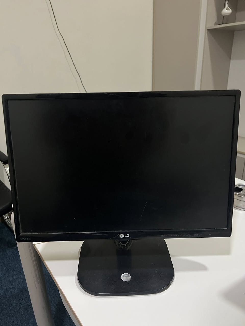 شاشات للبيع بيش تريدهن اخذهن شغالات بس مابيهن hdmi فه اريد ابيعهم😂😂


**إذا كنت صاحب هذا الإعلان وتريد حذفه لأي سبب، رجاءا أرسل رسالة إلى الدعم الفني**