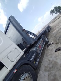 سكانيه للبيع محرك نجكتر موديل ٢٠٠٤ كير محرك مكفول تحويل مباشر لللستفسا...