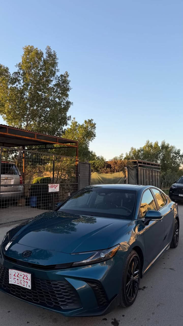 كامري 2025 فول مواصفات 
Ev mode هايبر
فتحة
بصمة 
تشغيل عن بعد
نقاط عمياء 
مرايه وسطية اوتو سمارت
شاشة اكبر حجم 
عدادات الكترونية 
رادارات امامي خلفي وجانبي
نقاط عمياء 
اوتو هولد 
سايد بريك بصمة 
شاحن لاسلكي 
اوتو لايت 
كروز نضام تتبع 
كشنات كهرباء 
كشنات هيتر 
هيتر ستيرن
مناخ منفصل 
قطعتين تبريد 
حادثها جاملغ وباب والباب الخلفي جزء منه قليل مصبوغ 
ماشية ٤ الاف ميل فقط 
سيارة رقم كاتي تريدها رقم اربيل ارقملك ياها اني المستورد 
مكانها بغداد اليرموك *********** بغداد, العراق
