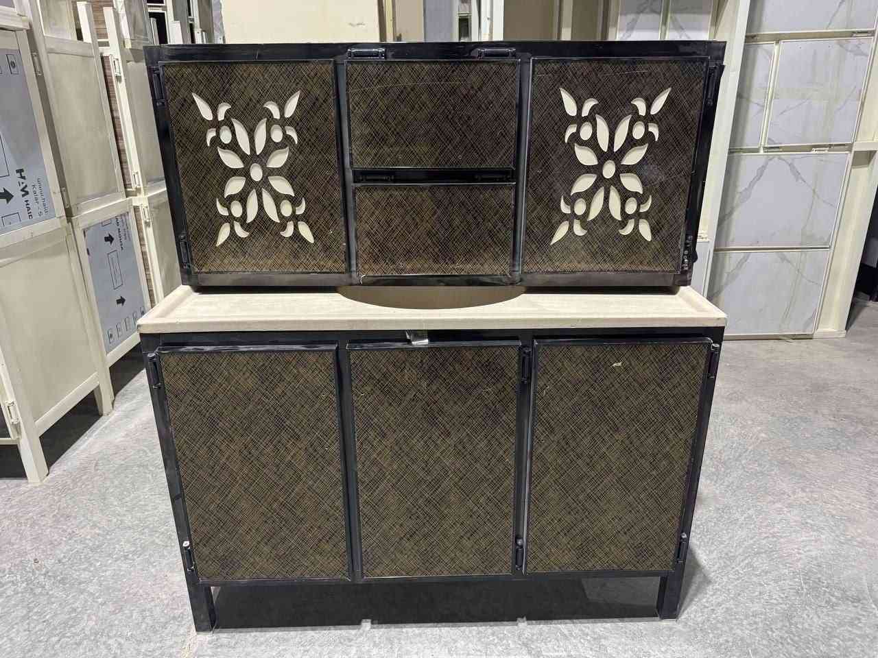 لاتدوخ نفسك 😴ولا تحتار كاونتركم من معمل #النعيمي بأنسب الاسعار 😍
  
سنك مع ملحق قياس متر وعشرين المغسله مرمر 
 السعر 175الف  

يحتوي على قاطع

التوصيل✈️✈️✈️ 
بغداد مجاني 
اطراف بغداد 15💛🌹💛🌹 

واسط// (25) الف 
-بدره -جصان -الحي -الموفقيه -ناحية واسط -الدجيلي -اطراف واسط (50) الف
 
ديالى //- بعقوبه - الخالص 25 الأبعد 50 

كربلاء بابل  نجف ورمادي و فلوجه (25) الف 
الديوانيه (25)الف

هيت 65 

 صلاح الدين// مركز المحافظه  تكريت مع الاقضيه التاليه -بلد -إسحاقي -الدجيل -سامراء - -ضلوعيه (25)

التوصيل الى البصره -السماوه -العماره -الناصريه (35) الف


**إذا كنت صاحب هذا الإعلان وتريد حذفه لأي سبب، رجاءا أرسل رسالة إلى الدعم الفني**