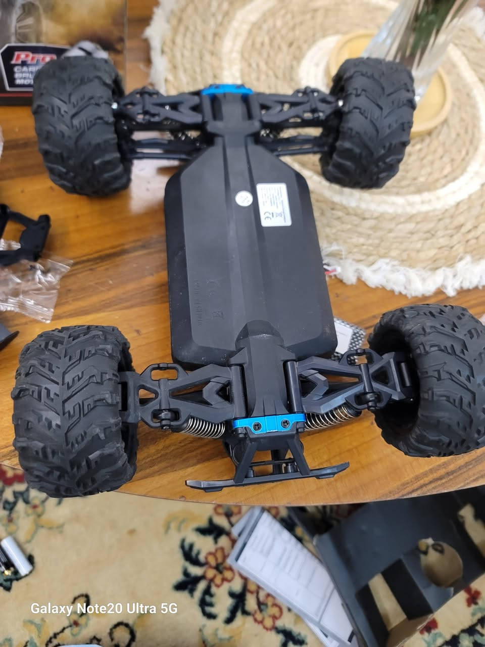 متوفر سيارة حجممها 1.16
محرك برشد
السيارة جديدة 
السعر 50.000


**إذا كنت صاحب هذا الإعلان وتريد حذفه لأي سبب، رجاءا أرسل رسالة إلى الدعم الفني**