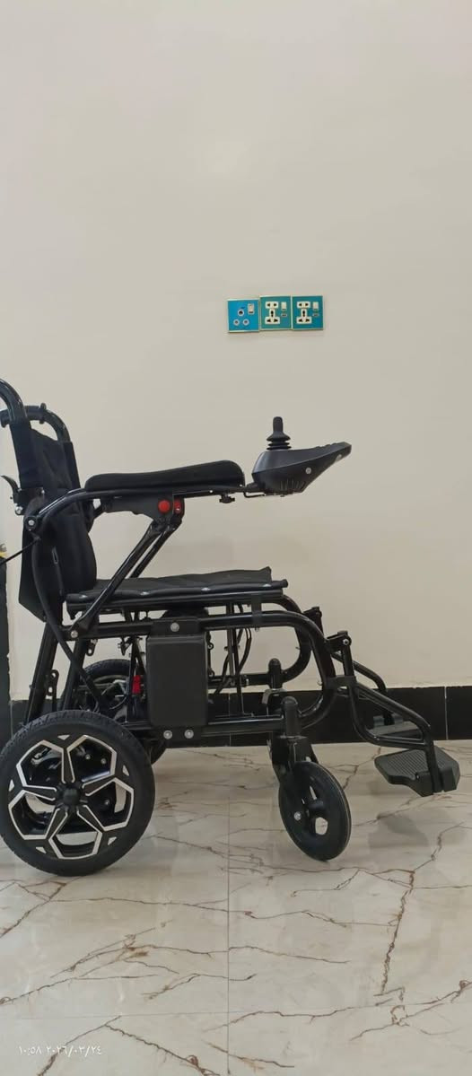 كرسي كهربائي جديد مامستخدم كامل ملحقاته
رايده 350 وبي مجال (ملاحضه) اني مكلف بالنشر
 هذا رقم صاحبها  ... ***********.... بي وتساب
