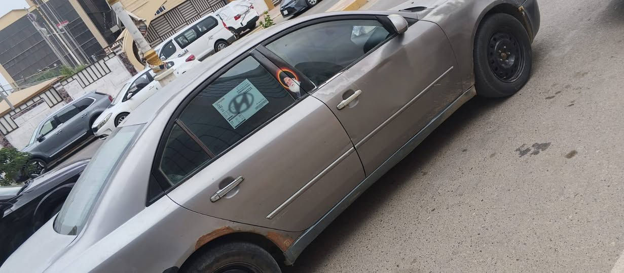 سلام عليكم سياره  للبيع او مراوس حسب القناعه 
سوناته 2006  خليجي سياره جاهزه تبريد كير مكينه حداديه تخم. تاير كله جاهزه مكينه 2000 دوش سياره جارده فقط مبدله جاملغ  امامي بدون ضربه قويه سياره سعره 86 وبيه مجال بصيط ماعاجبك اعبر منشور اخي مكاني ناصريه شطره هاذ رقمي 

***********
