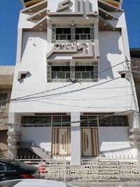 عقار للبيع  حي الوفاء (شارع وفاء - عسكري) المساحة 200 متر  يحتوي على  ...