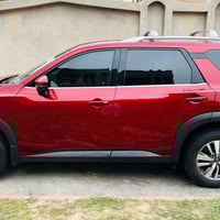 للبيع ٢٠٢٣ ضرر موجود بالصور باب الصندوق الخلفي للتواصل ٠٧٧١٧٢٧٥٧١٢