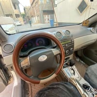 للبيع بي وايدي ٢٠١٣ السياره بيه حادث جماغ  خلفي او انصبغت احزام للجمال...