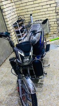 دراجه هارلي  شحن للبيع بطاريات اصليه شاحنه جديده كهربائيات شغاله +لايت...