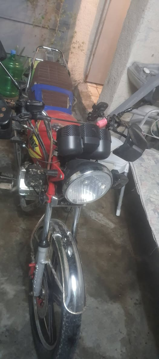 السلام عليكم للبيع ايراني 5 كير مديل 2024 اوراق بية 
مكاني بغداد فلكة سلمان
***********
