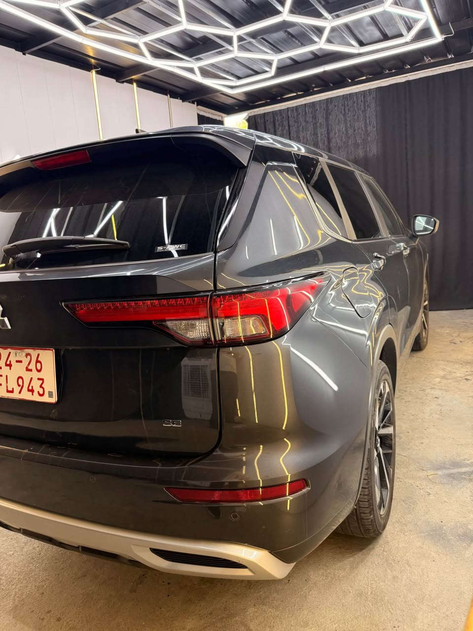 Mitsubishi outlander 2024 
وارد امریکی 
کامیرە ٣٦٠
ئۆتۆ ستۆپ 
رادار ٣٦٠
کشن هیتر و کهربائی 
بۆنیت صبوغە بێ داخلی 
٣٣ هەزار مایل ڕۆشتووە 

*********** أربيل, العراق
