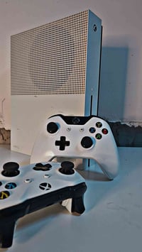 اكس بوكس ون اس • xbox one s • جهاز العاب • 500 جيجا • كونسول العاب