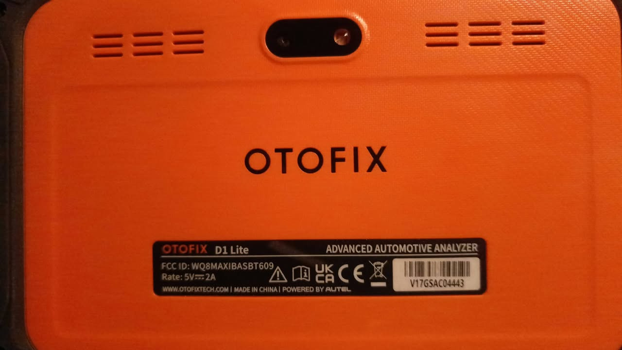 السلام عليكم ورحمه الله جهاز فحص من اوتو فكس الجهاز جديد مع اشتراك كلايسر ونيسان  500 الف مع تحديث سنتين مجاني للتواصل ***********
