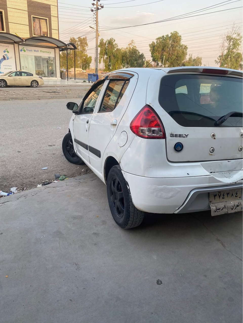 السلام عليكم 
جيلي باندا موديل ٢٠١٣ موسو براوه به شه رته
كيرو مه كينه يارسه
به ناوي شه ريكه يه به ناو ناكريت ره قه م هه وليره
***********
واتساب أربيل, العراق
