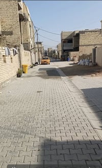 وبركاته.. بيت للبيع ١٢٠ متر الواجهه ٦ والنزال ٢٠ طابق ونص أستقبال ومطب...