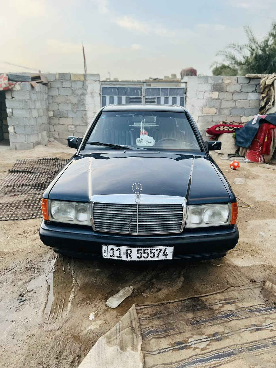 مارسدس 190 مكفوله من ضربه صبغ جماليه 
مديل 89 مكينه وكير بلاديه حداديه جديده 
كهربائيات كلها شغاله رقم دولي بغداد سعر 60وبيها مجال مكاني كربلاء ***********
