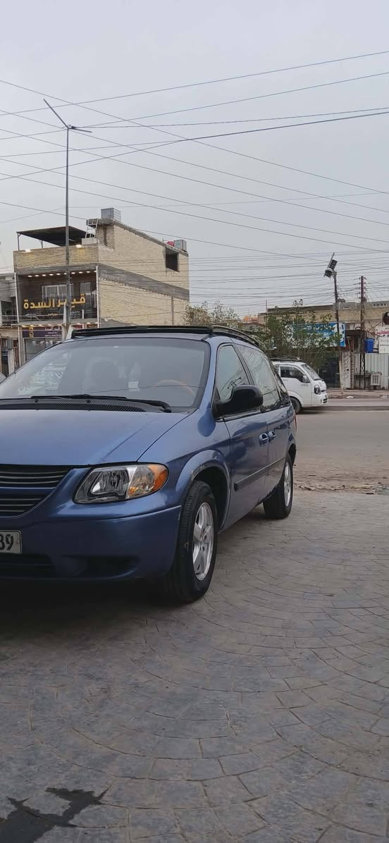 سلام عليكم البيع دوج كرفان مديل    ٢٠٠٧  نظيفه جدا
محرك وكير ٣٣٠٠  منتاز   بتره  تبريد قطعه واحده
داخل على وضع الشركه  ٧ راكب  (سعر ٦٧ وبيه مجال)
نشطه  وناعمه  سيارة مامتعوبه ماشيه ٨٥ الف
وارد امريكي  ظرر جاملق السايق
مصبوغه حزام قبل كم سنه  (***********)
رقم بغداد  نكليزي سنويه جديده تحويل مباشر
عنوان بغداد   قرب مرور الحسينيه شارع العام
