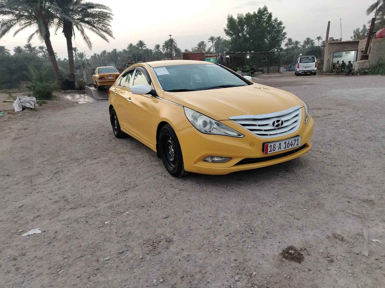 السلام عليكم ورحمة الله وبركاته سوناتا أمريكي ضرر جاملغ وبنيد بدون دواخل مكينه كير حداديه تخم تاير تبريد تتفها خير من الله موديل 2011 رقم بابل جديد  عنوان سياره ديوانية قضاء الشامية السعر 93 وبيه مجال    ( ***********  )
