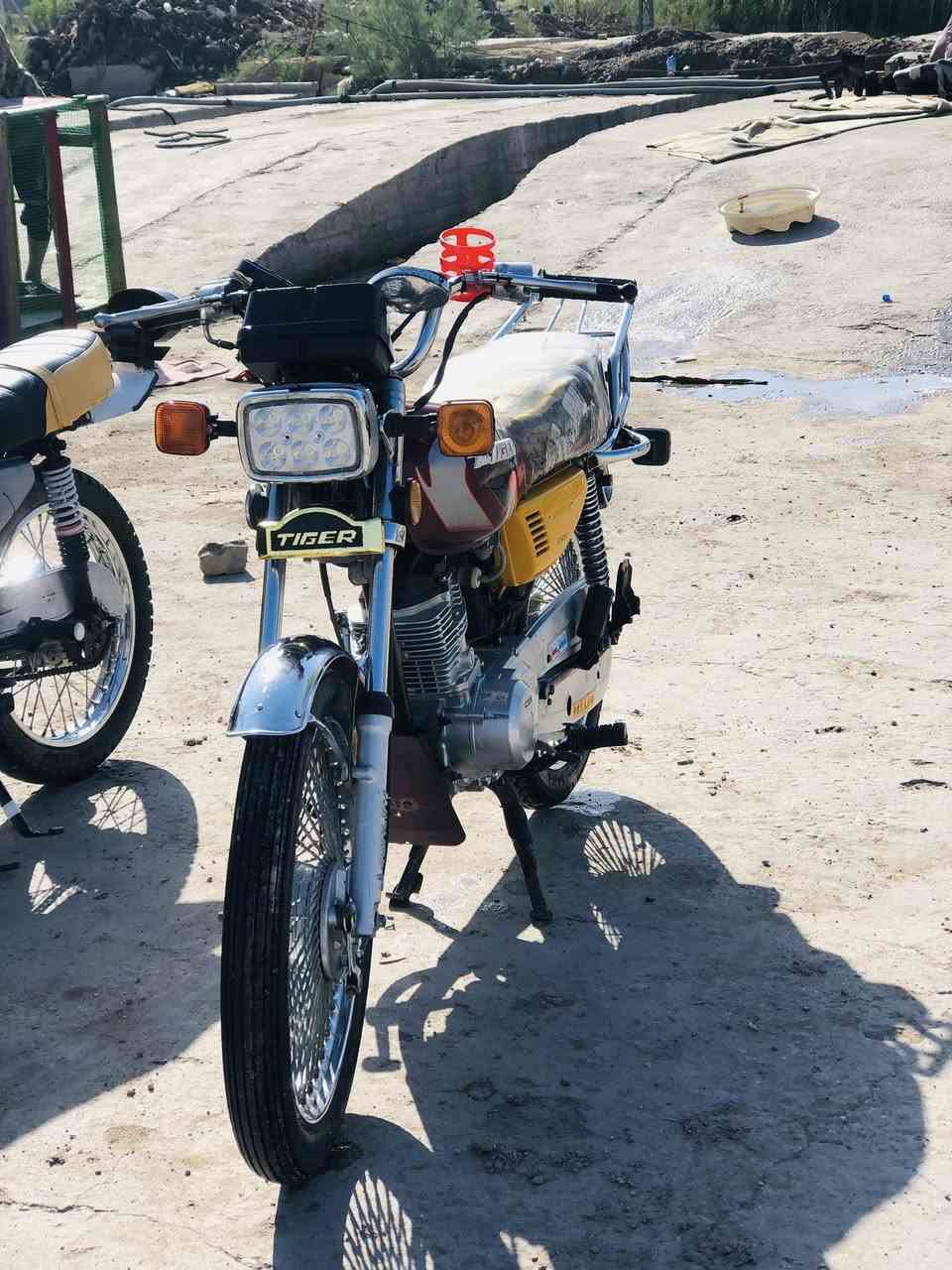 سلام عليكم اعيد نشر بسبب الوعد الكاذب دراجه تايكر مديل ٢٠٢٠ اوراق 5وي المكاتبه 6اوراق مكينه مامفتوحه سعر خاص رجان الي مو شراي لاه يراسني سعارها معروف هاذه رقمي ***********مكاني عفك
