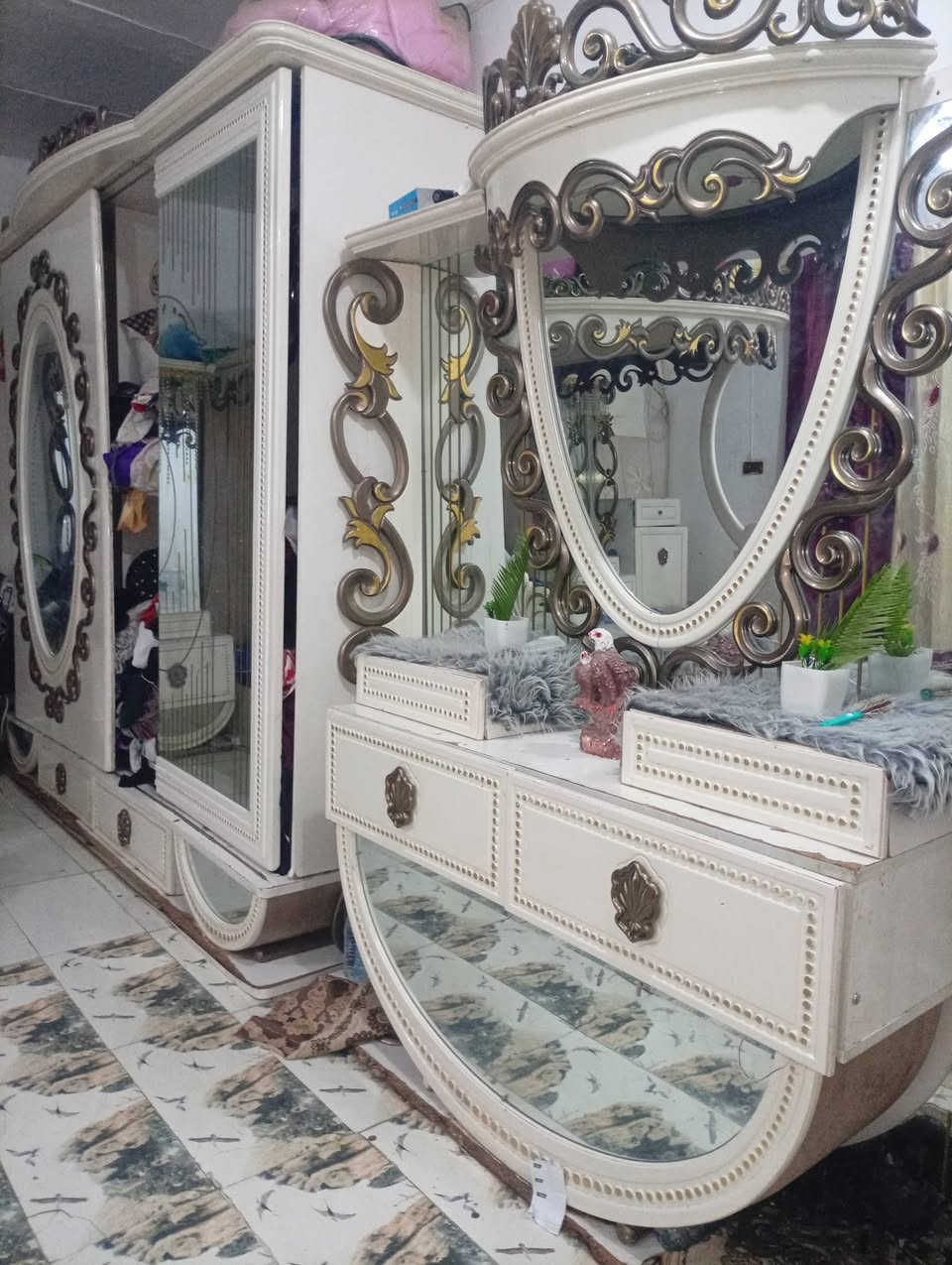 غرفه تركيه ضخمه لبيع اوتنباع قطع نظافه ٩٠


**إذا كنت صاحب هذا الإعلان وتريد حذفه لأي سبب، رجاءا أرسل رسالة إلى الدعم الفني**