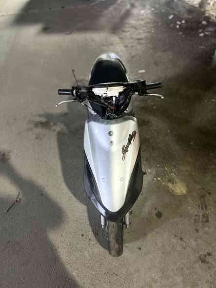 سلام عليكم دراجه قجمه للبيع دراجه نضيفه مكينه مملعوب بيها بلاديه صالنصه بلادي كلشي بيها بلادي رايدها ٥٠٠نكره سلف شلعه كفرات بلاديه واي استفسار هذا رقمي***********واتساب موجود هم
