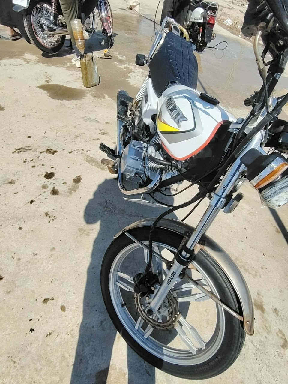 دراجه سيفان موديل 21 نضيفه فول كهربايات كلها شغاله محرك فول لا تنقيص ولا تبخير مكاني خان بني سعد  السعر 425 وبيها مجال


**إذا كنت صاحب هذا الإعلان وتريد حذفه لأي سبب، رجاءا أرسل رسالة إلى الدعم الفني**