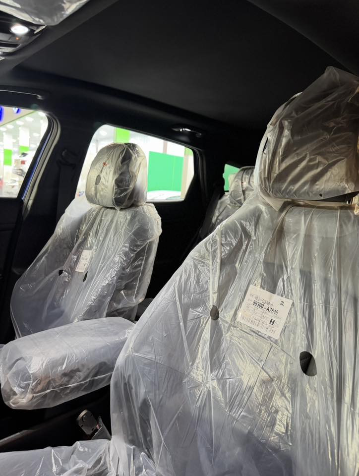 Kia Sportage 2023 X-Line
حجم لارج طويله ✅
لون ازرق  🌊
وارد امريكي 

حادث بنيد صبغ وجاملغ ونفسهن مصلحات بدون تبديل 
سيارة نضيفة كلش ماشيه 60 كيلو 

بنراما عل طول شاشه ديجتل بصمه تشتغيل عل بعد هواي مواصفات ممذكوره رقم نكليزي جديد هزه جديده سنويه جديده مكينه GDI فور ويل ✅
 السعر 225$
الاستفسار 
***********
