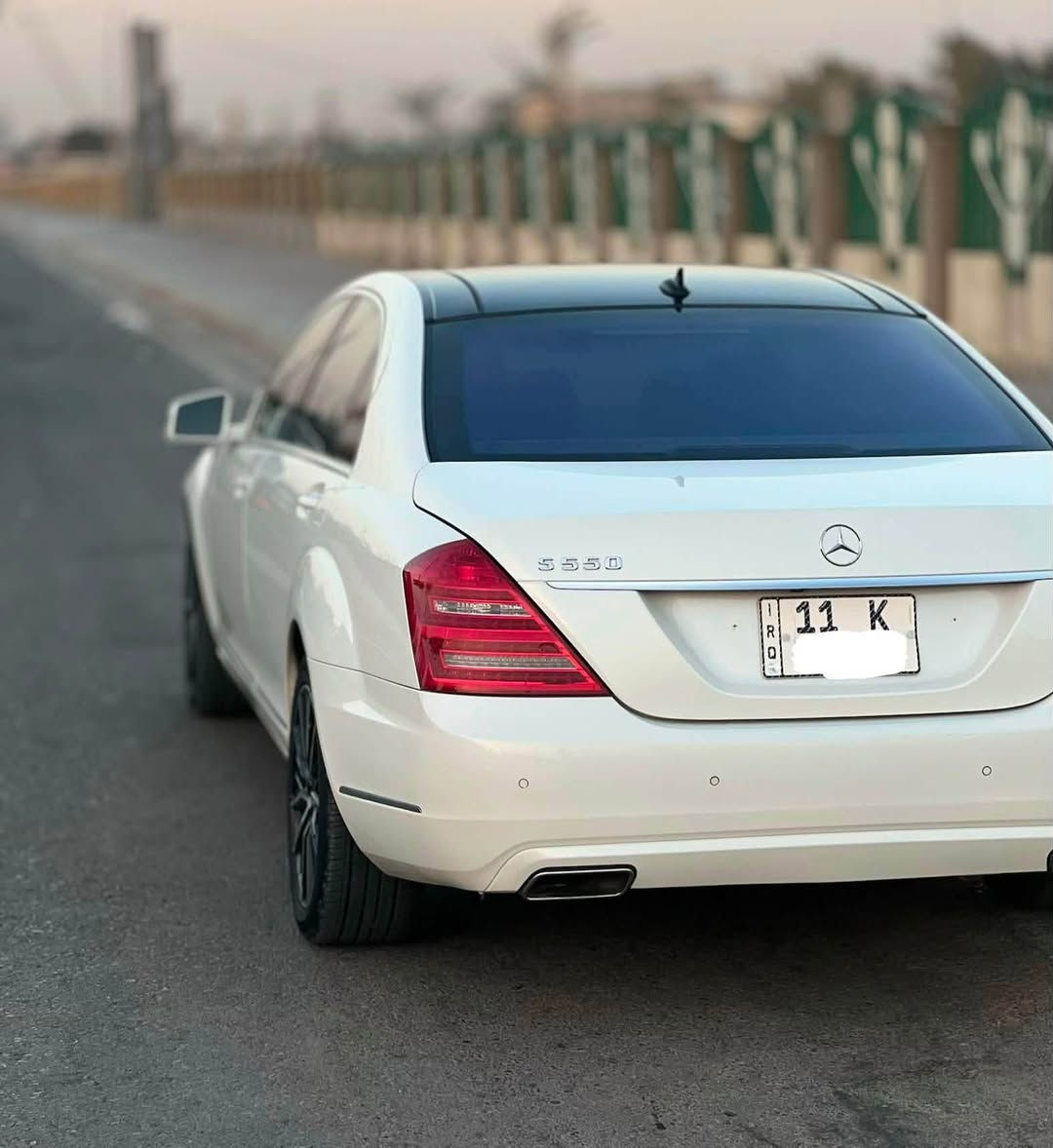 مارسدس / S 550 لارج باب طويل
موديل 2010 تكمه وسنويه / فول فول مواصفات 

🟩 السعر  اتصل او دز رساله وشلع عيوني 

ماشيه (150 ألف)
لون أبيض 
تخم تاير جديد قبل سبوع شادهن
(السياره رقم ربغداد دولي بسمي سنويه 2031 وهزه جديد)
شرط التحويل 
... مواصفات السياره ...
محرك 8 سلندر المرغوب حجم 550
بنزين
كير أوتو تعليك
بانوراما
جكات
ناضور ليلي
بصمه
أبواب شفط
جنطه شفط
ثلاجه بالجكمجه
سايد بريك بصمة تلفون ماوس
5 بردات كهرباء ستيرن كهرباء
تبريد ديوولت
مقاعد كهرباء + تدفئة تبريد ومساج 
داخل عسلي بلاد مطعم بالصاج
لايتات زنون داينمك
مري شفط وقلاب + أشاير
زراك لايت
جام بولرايز حته الاماميه
مري عاكسة بچم لد بك لايت لد 
ماوس 3 وضعيات قيادة
خزن ميموري
سستم سماعات هارمن كاردون جي بي اس
حساسات امامي خلفية رادار مثبت سرعة
3 قطع تبريدانارة الداخل والدشبول متغير 
شاشة متحركة
(وبعد بيها هواي مواصفات)
السياره كفاله من البارد والصبغ والتبديل 
صفر مسج
السياره كل كتلوكات الشركه والأرضيات البلاديه، 
وشرط كشرها مال 2020
والسياره كامله ولكمال لله وشرط ترايهه من زاخو للفاو ، 
وبالعافيه ع الياخذها .. متتقارن بالمتعوب 
مكان السياره بغداد وكربلاء /
رقم صاحب سيارة***********
