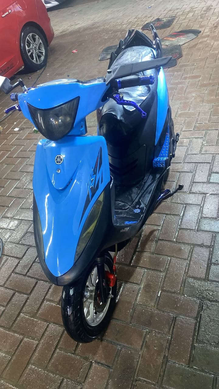 للبيع بلادية مكينة وظفيرة اي نقص ماكو بس كفرات تجاري بغداد حي جامعة ***********
