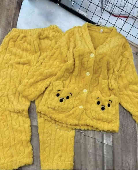 تراك فرو ناعم درجة اولى 
السعر 👈 ٧ الف فقط
 قياسات M. L. XL
وزن 40__ 65
متوفر جمله مفرد 
سعر الدرزن 65
للحجز رقم الهاتف ☎️ وعنوان 🏢
متوفر توصيل داخل النعمانية 🚕
رابط الانستا/https://www.instagram.com/wkllkhgt?igsh=cjl4bXZjYmFoNXNh
متوفر توصيل جميع المحافظات  🚛 
رابط القناة https://t.me/ggbkuu
*********** واتساب
*********** واتساب
*********** واتساب
