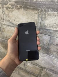 ايفون 8 بلاس جهاز يلمع شخط مابي مبدل شاشه وبطاريه ذاكرته 64 جهاز كلش ن...