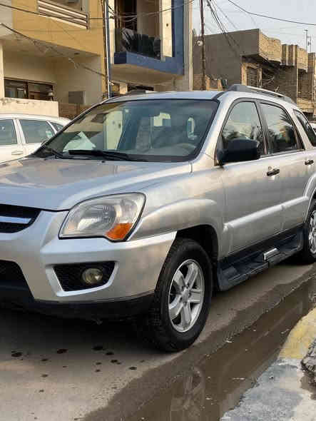 سلام عليكم 
سبورتج 2009 للبيع
فور ويل
بيهه بارد بل جاملغ الامامي 
رصعه بجنطه 
وحالوب خفيف 
بيهه شاشه وكامره حساسات
***********
