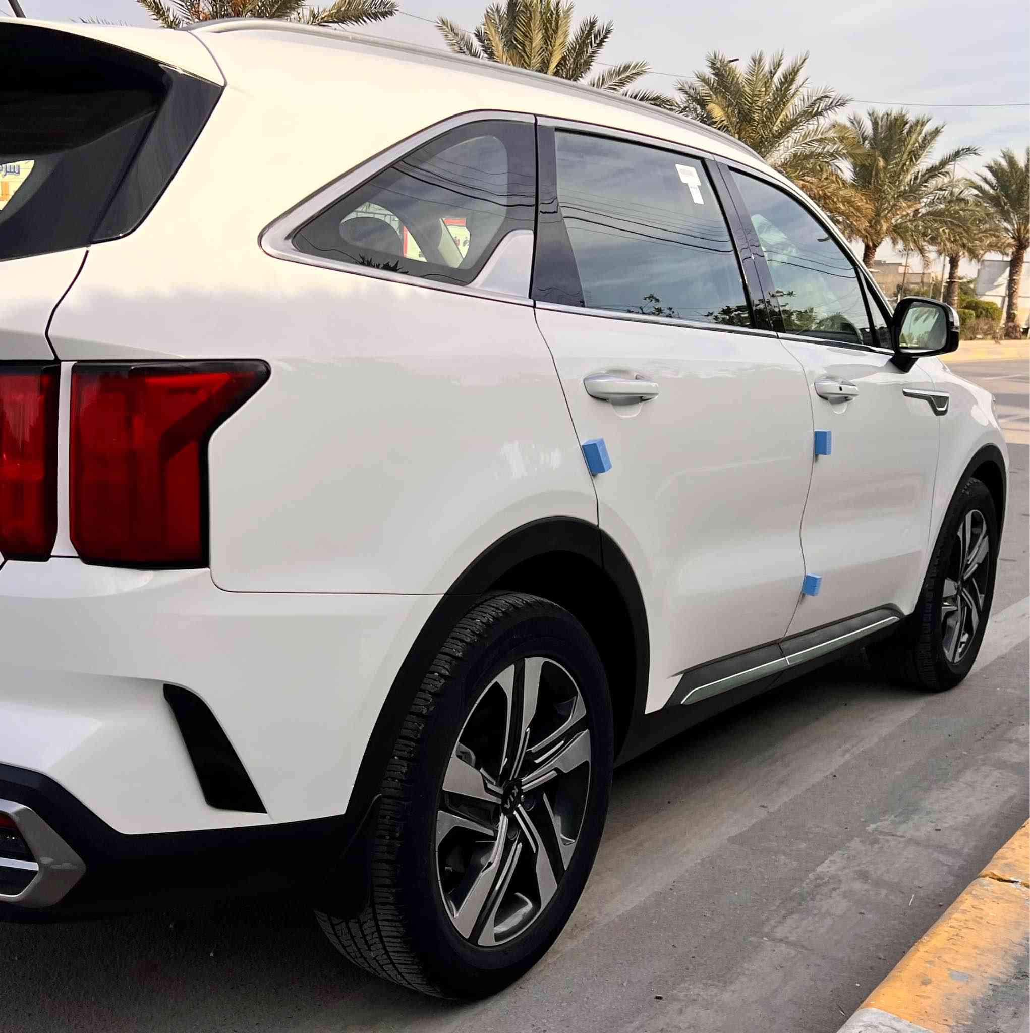 السلام عليكم 
سورنتو 2021 الشكل الجديد فول مكفولة كفالة عامه لا صبغ لا ضربه لا بارد لا تبديل لا شخوط السيارة جديدة لوك رقم اربيل تريد تحويل تريد وكالة ماشيه 60 
المواصفات
بصمة 
بانوراما
كير ماوس 
كشنات جلد اصليه 
كشنات تدفئة تبريد 
هند بريك بصمة
حساس اطارات
شاشة جبيره اصلية ام الخرائط
كراسي كهرباء
حساسات امامي خلفي 
كامرة خلفيه دواره
درايف مود 
شاحن واير لس 
جنطة كهرباء 
محرك 6 سلندر 
كير 8 نمر 
7 راكب 
3 قطع تبريد 
السياره جديدة لوك ومكفولة وما بيها برغي نقص من تخم تاير كوري جديد وباتري 
السعر 275 ورقة وبيها مجال 
الرقم *********** 
العنوان بغداد الشراي يتصل ما متواجد نت بغداد, العراق
