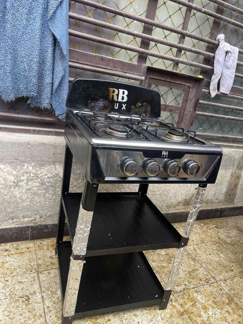 السلام عليكم
طباخ للبيع
سعر 60
عنوان طباخ 
بغداد حي الجهاد 
الرقم 
***********
