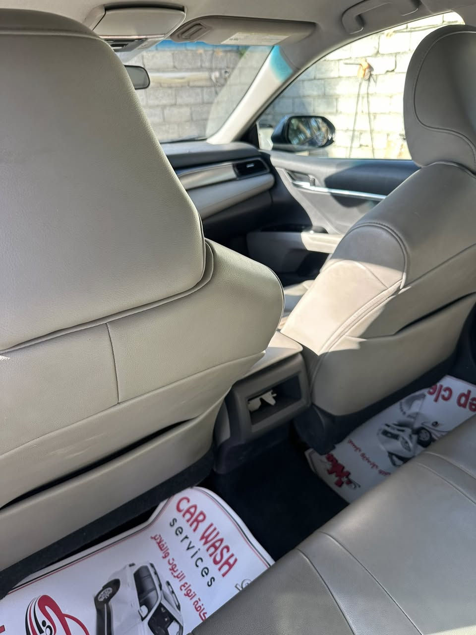 السلام عليكم كامري SEموديل 2020ماشيه 125الف ضرر موجود بلصور السعر 155وبيها مجال بسيط مكاني بغداد ***********
