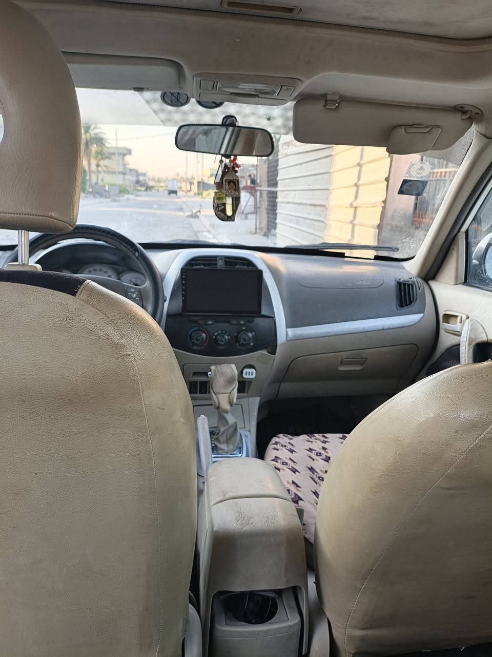 تيكو 2012 بدون خياس تبريد شغال بأسم راعيه سنويه لل 2029 هزه تنتهي بشهر 10 ‏‪***********‬‏ / *********** سعر 55 وبيها مجال
