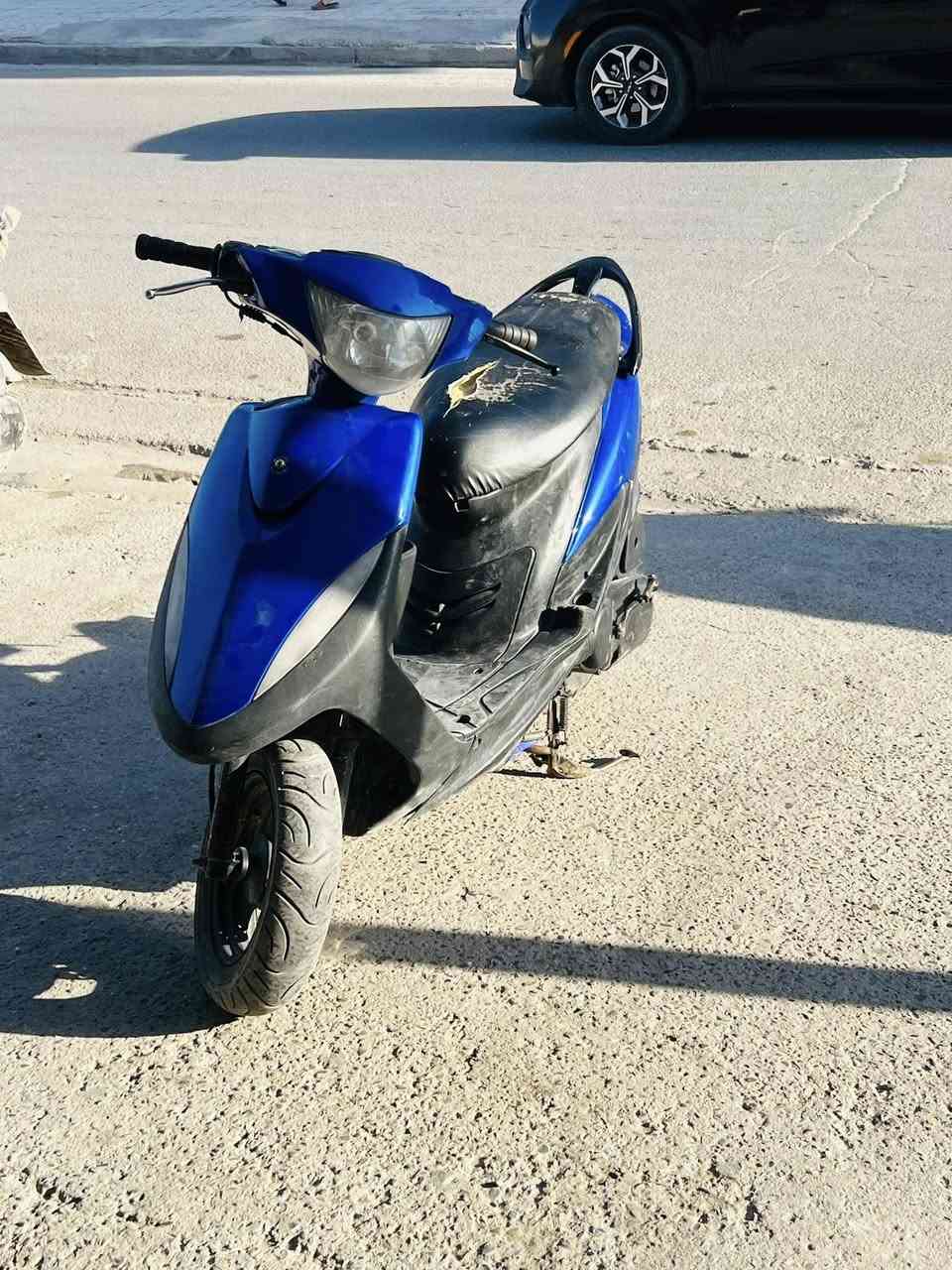 سلام عليكم ماكس عدلةللبيع شغالة سلف وهندر مكينة بلادية على وضعيتهة مثل ما واضحة بلصورة كهربايات كلهة شغالة مكان بغداد الامين الثانية سعر 500وبيهة مجال بصيط ***********
