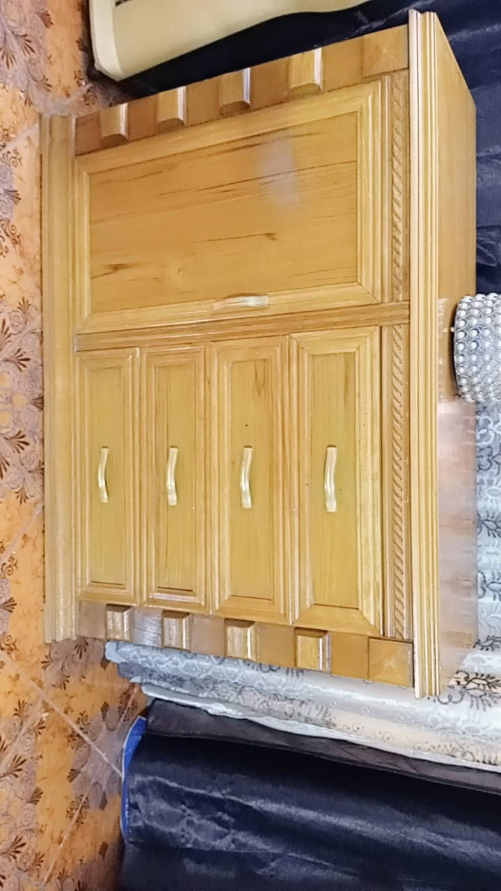 غرفه نوم كلش جديده شخط مابيهاا سعرها مليونين و100 وبيها مجال🩵
***********
