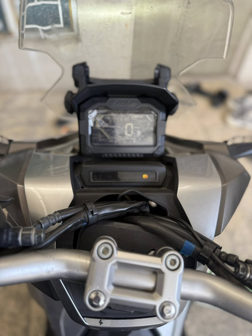 ADV150
2022
APS
ندفئه يدات
صالنصه رياضي
شلعه كلش قويه
دبلات بيهن مال دهن
بصمه
جامه متحرك
تانكي 8 لتر
اللايت زنون ثلجي بلادي
الشاشه ديجتال بيها (درجة الحراره-السرعه-عداد مال بريك -
شكد البانزين يوصلك-شحن الباتري -جنج اويل -السنه والشهر
(Tuel cons-واليوم
الممشى 20الف
ويل التايرات شكل حديث
الدراجة قليل كلش منها بالعراق وكلش حلوه شكل الدراجة يخبل رياضي وكلش حلو والطسه انساها وبانزين كله محسن من المحطه + كلشي على البلاد ما عدا الصالنصه وصوتها كلش حلو مو عالي

***********
