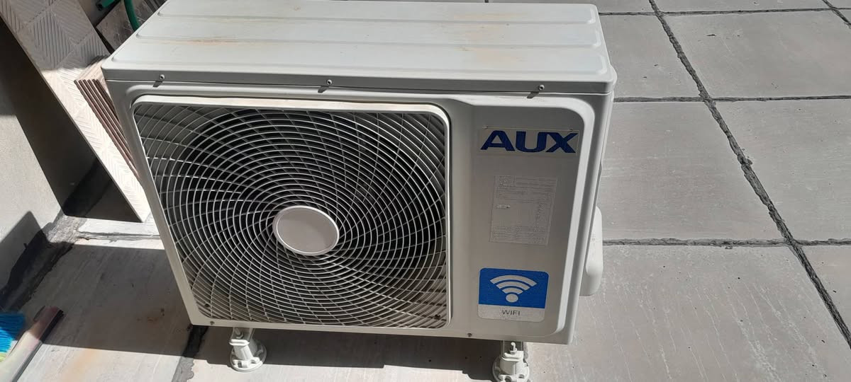 السلام عليكم
سبلت نوع AUX 
الحجم 2 طن أصدار  الwifi أصلي 
 (السبلت كامل جميع الملحقات )
 جدا جديد أستخدام قليل 
خالي من الخدش او الكسر او اي عطل
ضمان التشغيل 100%
وضمان البروده  100%
السعر 500 الف 
العنوان الفلوجه حي الضباط


**إذا كنت صاحب هذا الإعلان وتريد حذفه لأي سبب، رجاءا أرسل رسالة إلى الدعم الفني**