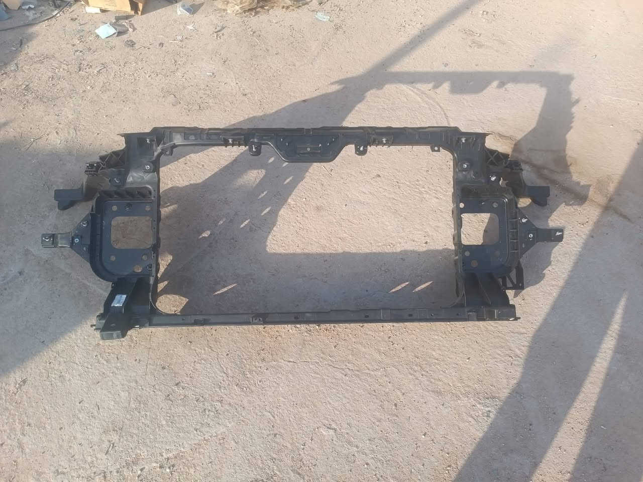 يوجد غراض  سوناتا.  24.  25.
اصلي تفصيخ . 

***********
