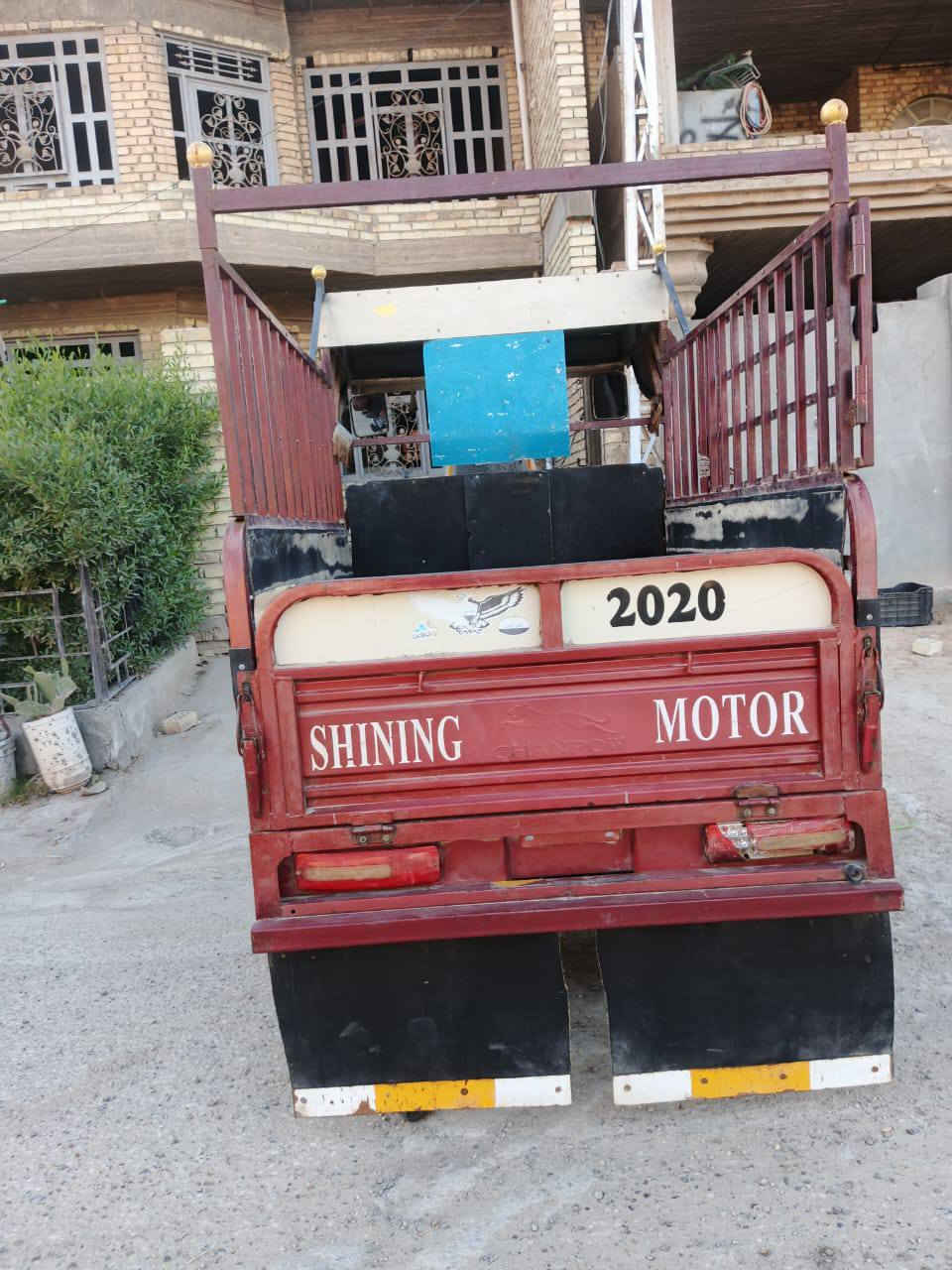 ***********
سلام عليكم ستوته للبيع موديل 20اوارق كامله ستوته خير من الله مال جناي السعر 1750بيه مجال بسيط ال شراي مكانك فلوجة صقلاويه شهداء ثاني
