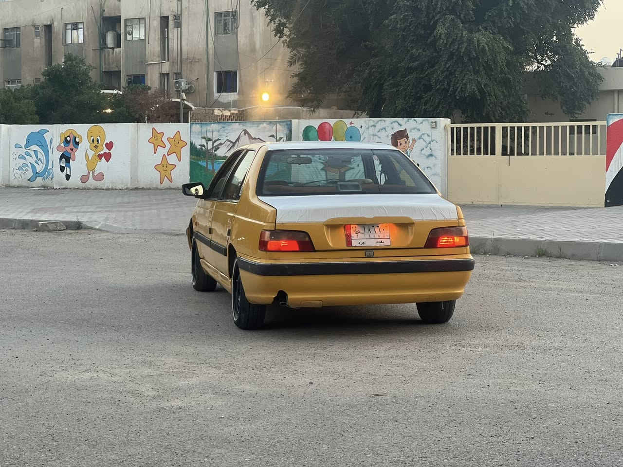 بارص 2010
كير محرك تبريد صدر تخم تاير كهربائيات كلهن مكفولات
ملكطه خياساتها وبيه رشات صبغ بدون ضربه
هئيه مصفره
مكان السياره زيونه الغدير
السعر 29
***********
