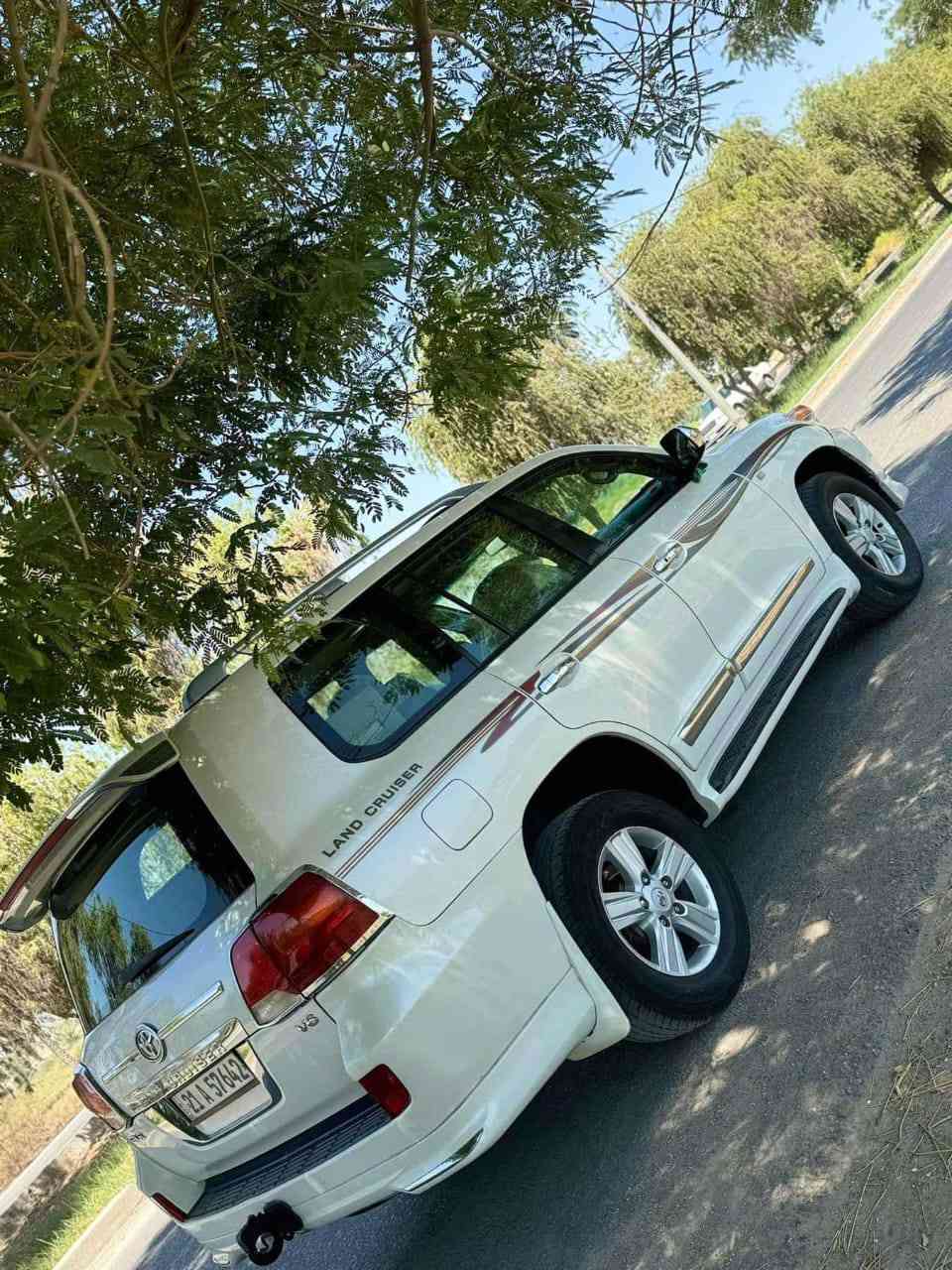 السلام عليكم
لاندكروز موديل ٢٠١٠  مكفوله عدا بارد ماشر عليه بالاصفر وصبغ فوك الجامه قليل ماشر بالأحمر كلش قليل والسونار مرفق بالصور مع التفاصيل كامله الباقي مكفول فول مواصفات صدر جديد أصلي محرك وكير نظيف كلش تحويل ثاني يوم بأسمي السعر ٢٩٠ ورقه رقمي *********** كربلاء
