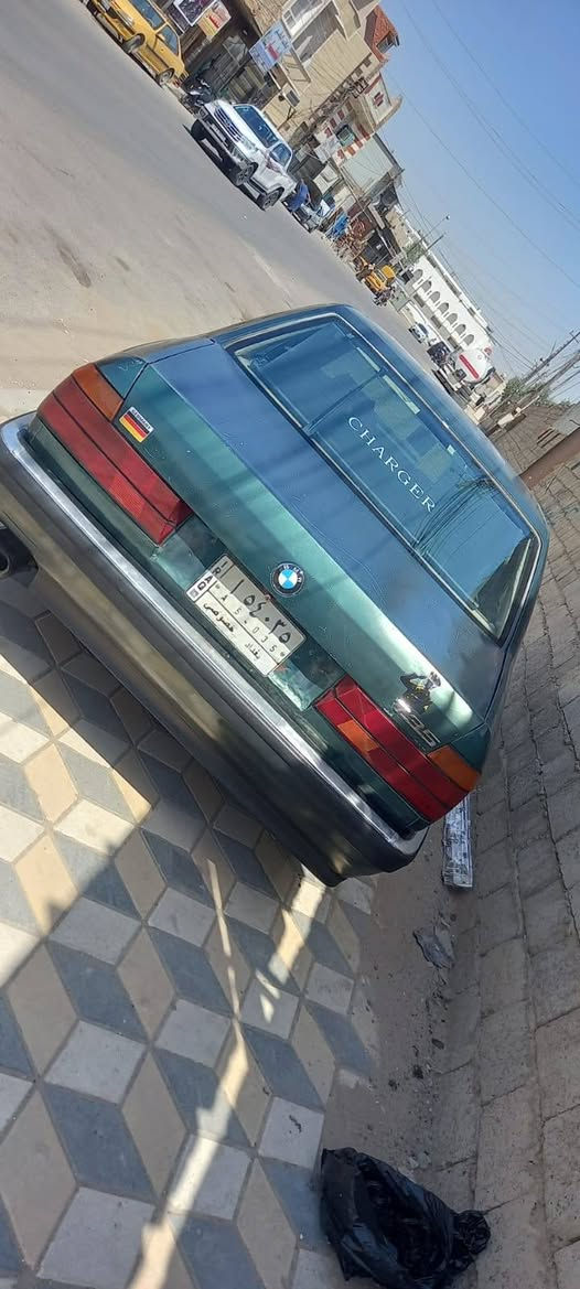 سياره بي ام جاهزه تبريد مشكلتها بس راعيها رقمه ما عندي بس مستمسكاتها كامله مكمله سياره جاهزه وخير من الله
***********   السعر 25
