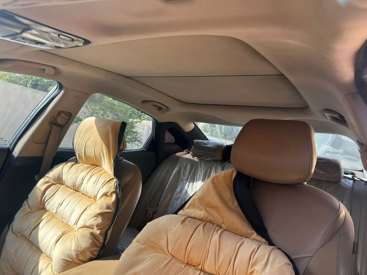 يالله السلام عليكم 
ازيرا 2012 خليجي كفاله عامه 
فول مواصفات فئة ال vip رقم اربيل دولي
السياره خير من الله ما ناقصها برغي جديده بمعنى الكلمه
ولسونار مرفق مع الصور مكينه ما مفتوحه بلاد حداديه وتخم تايرات 100/100 داخلها بيجي محرك 6 سلندر 3000 
ولسعر 125 بيها مجال 
للأستفسار اكثر اتصل وبيك خير ودلل ***********
مكاني بابل الأسكندريه
