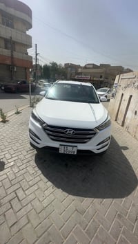 توسان موديل  2018  خليجيه ماشيه 75 السياره بيه اثر حالوب بسيط ما مبين ...