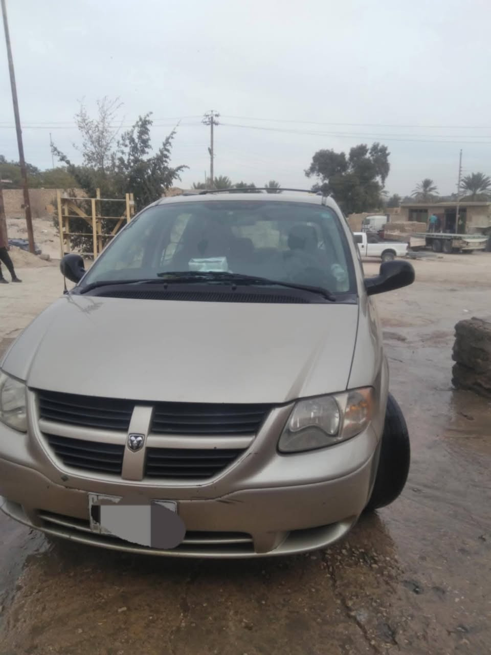 دوج كرفان بتره 2007 كلين مكفوله 
7 راكب رقم انبار خصوصي 
محرك 3300
مكان السياره ناحية البغدادي 
السعر 70 وبيها مجال 
وترهم مراوس بسياره صالون 
***********
