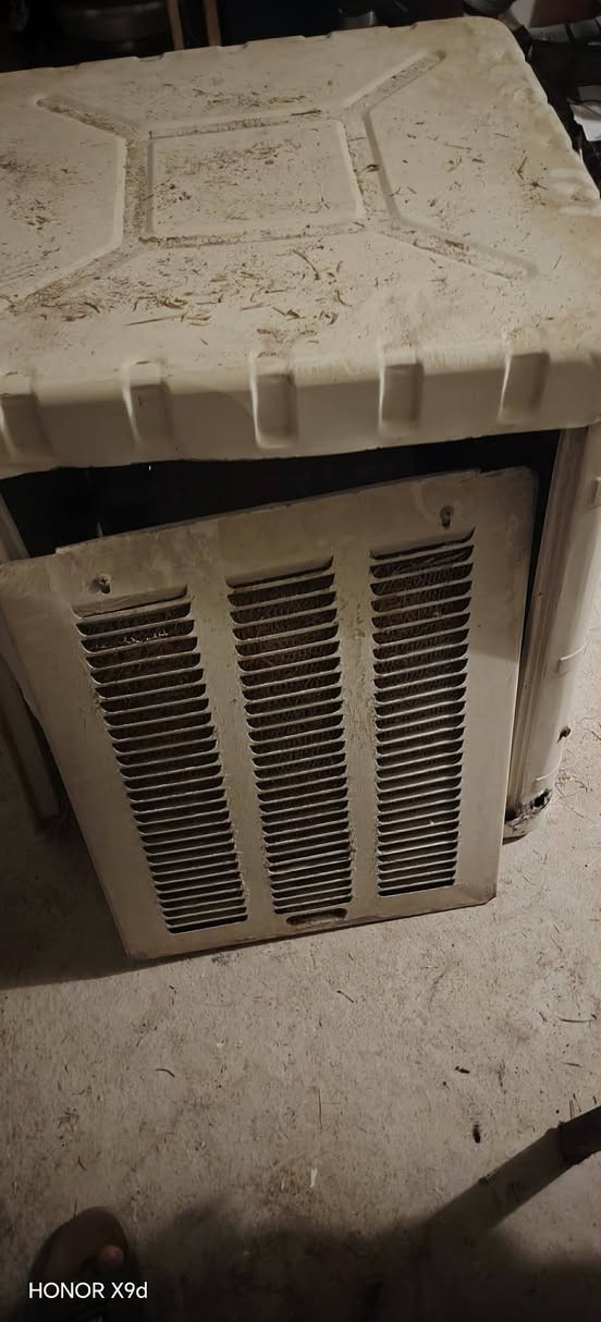 مبرده حجم واحد ونص بس ماطور مشعول بعتبار قشر ابيعه نضيف ماتعبان السعر 25


**إذا كنت صاحب هذا الإعلان وتريد حذفه لأي سبب، رجاءا أرسل رسالة إلى الدعم الفني**