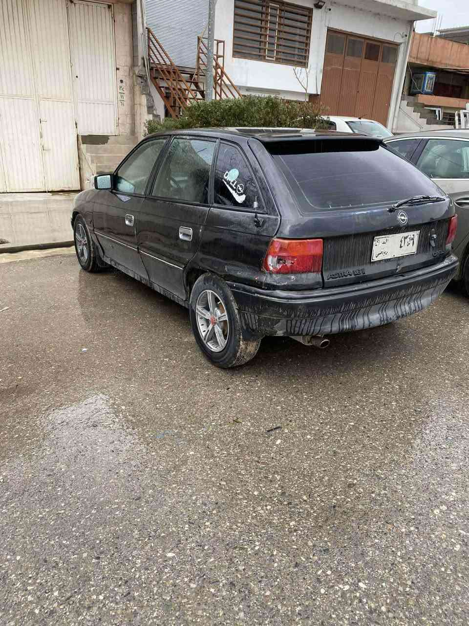 ئۆپڵ ئەسترا مۆدێل 1993 گێر عادی مەکینەی 16 ی فەلی پاوەر قایش پان ئارمی پلاستیک سلێمانی بەشەرتی ئارم و ئەوەلیات و موس و براوە گەرمی و کارەبای هەموی ئیش ئەکات رزیوی نیەدەعمی نیە پاتری لۆکە نرخی فرۆشتنی قوفلی 14 گەڵا شوێن سلێمانی  
*********** السليمانية, العراق
