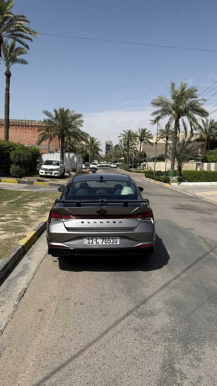 لسلام عليكم
للبيع النترا 2023 SEL
حادث خفيف چاملغ خلفي عكس السائق بارد فقط اير باگ ستيرن فقط 
المواصفات 

محرك 2000 دوش
بصمه تشتغيل+ابواب
تشغيل عن بعد صندوق بصمه
صندوق ذكي يفتح عند الاقتراب 
عداد كيلو متر الكتروني ديجيتال 
هاند بريك بصمه
Auto Hold
كشنات تدفئه 
شحن تلفون لاسلكي
لايت Led نهاري 4 عدسات
Android Auto تدعم نظام /Wi_Fi/ Gps- شاشة لمس نفكيشن
+Car play
رادار خلفي
رادار امامي
تحديد مسار+توقف ذاتي
فول تحكم ستيرن
كروز مثبت سرعه
ثلاث وضعيات قيادة
Sport-Normal-Smart
Usp منافذ
نظام ABS/مانع انزلاق
شاشه ظبط بل دشبول
حساس اطارات
السياره جاهزه وجديده جداً

اضائه LED داخلي 
السعر 160
الرقم : ***********

