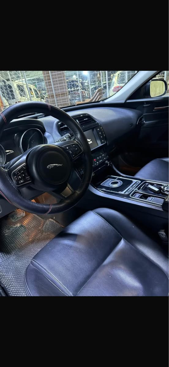 جاگوار موديل ٢٠١٨ فول فول ٤بستن گير و مةكينة و كارةباياتي بةشةرتة يةك دينار مةسروفي تيدا نيية ١جاملغي سبوغة بي ژوري بي ارباك  سعري ١٣٠$وةرةقة و مةجال *********** شوين هةولير 
Viber
Whatsapp
*********** أربيل, العراق
